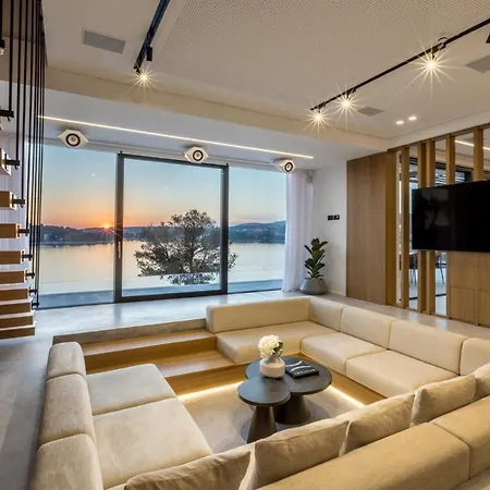 Luxury Diamond One With Pool Rogoznica (Sibenik-Knin)