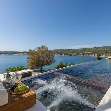 Luxury Diamond One With Pool Rogoznica (Sibenik-Knin)