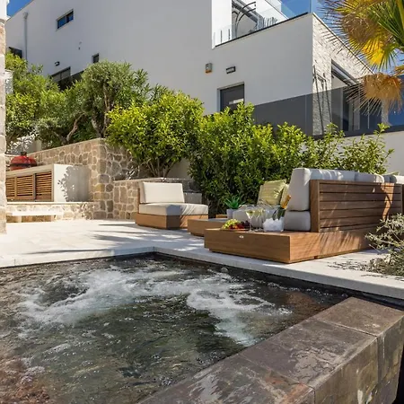 Luxury Diamond One With Pool * Rogoznica (Sibenik-Knin)