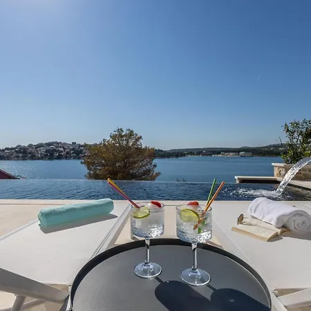 Luxury Diamond One With Pool Rogoznica (Sibenik-Knin)