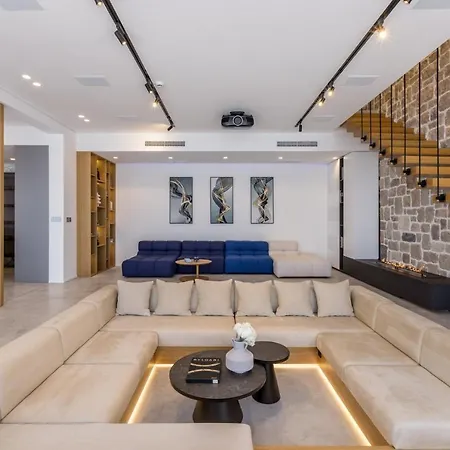 Luxury Diamond One With Pool Rogoznica (Sibenik-Knin)